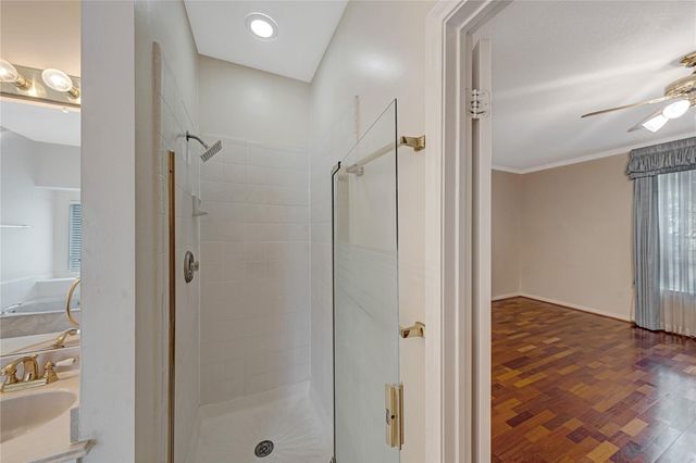 1618 Nails Creek Drive, Sugar Land, TX 77478