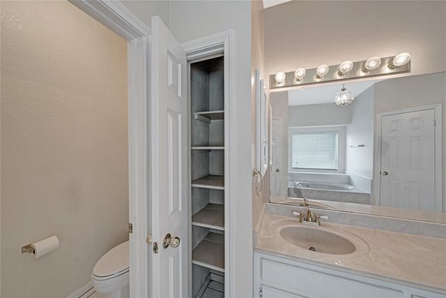 1618 Nails Creek Drive, Sugar Land, TX 77478