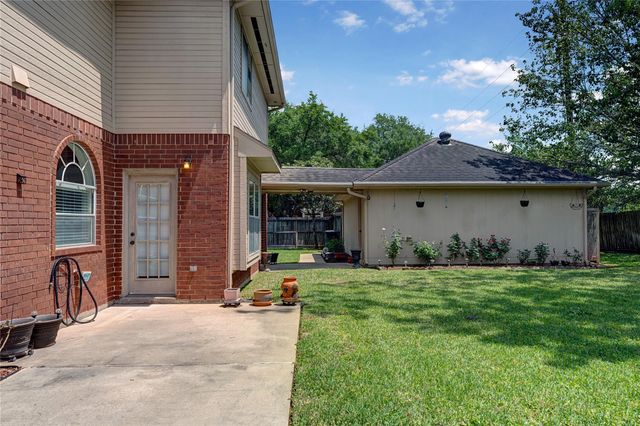 1618 Nails Creek Drive, Sugar Land, TX 77478