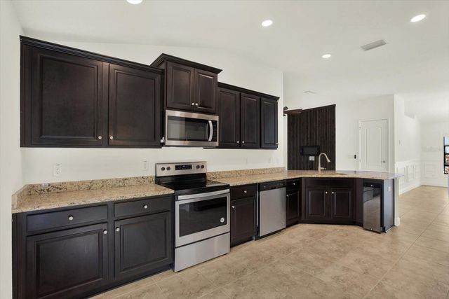 4733 ROYAL BIRKDALE WAY, Wesley Chapel, FL 33543