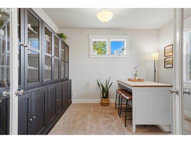 17390 AUBIN St, Sandy, OR 97055