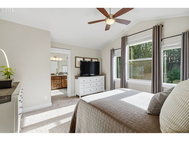 17390 AUBIN St, Sandy, OR 97055