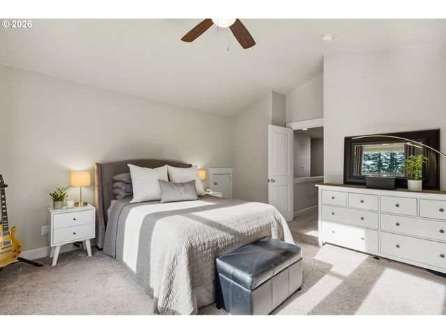 17390 AUBIN St, Sandy, OR 97055