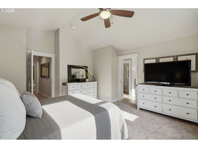 17390 AUBIN St, Sandy, OR 97055