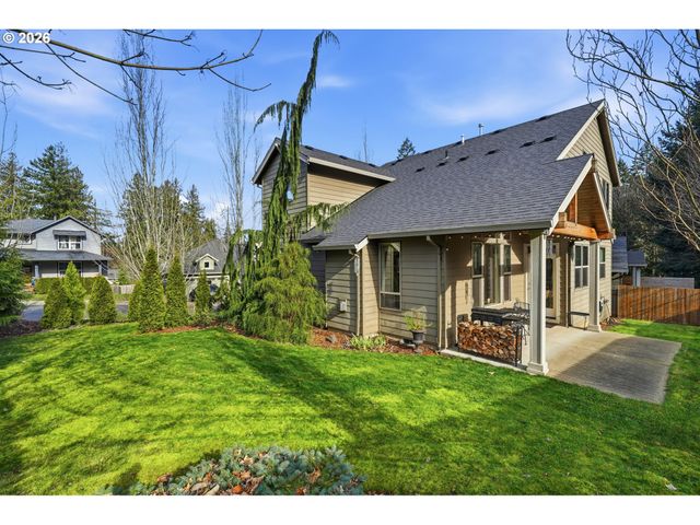 17390 AUBIN St, Sandy, OR 97055