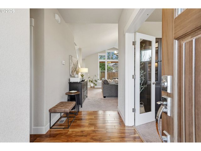 17390 AUBIN St, Sandy, OR 97055