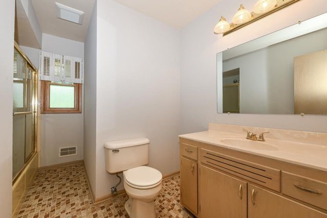 N70W13848 Brentwood DRIVE, Menomonee Falls, WI 53051