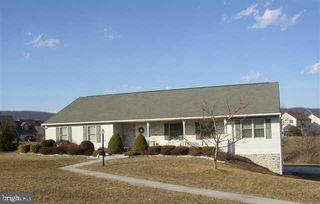 55 RIDGE AVE, Carlisle, PA 17013