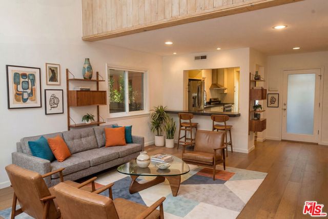 9959 Westwanda Drive, Beverly Hills, CA 90210