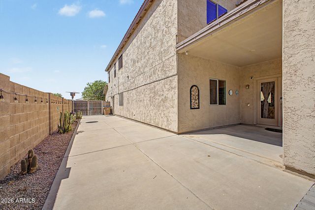 222 E MOUNTAIN VIEW Road, San Tan Valley, AZ 85143