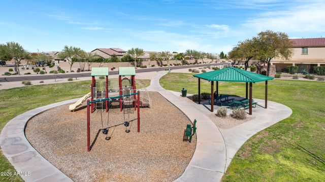 222 E MOUNTAIN VIEW Road, San Tan Valley, AZ 85143