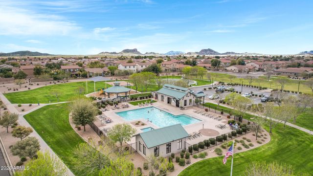 222 E MOUNTAIN VIEW Road, San Tan Valley, AZ 85143