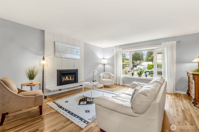 11907 NE 133rd Place, Kirkland, WA 98034