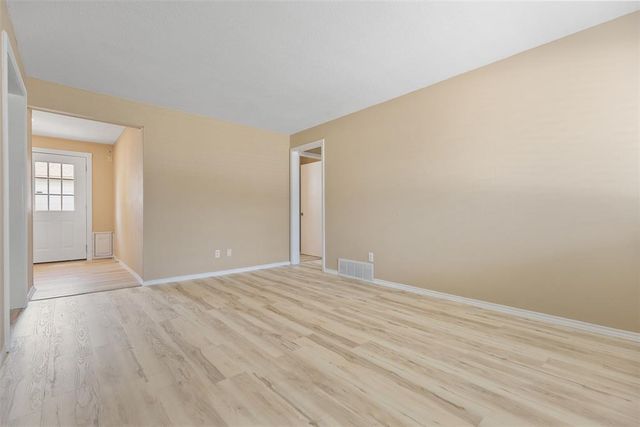 4005 SE 14th Street, Del City, OK 73115