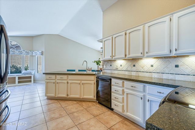38180 S Birdie Drive, Tucson, AZ 85739