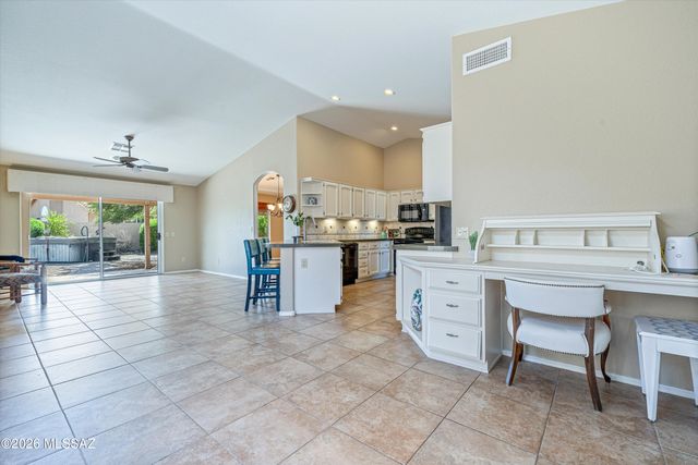 38180 S Birdie Drive, Tucson, AZ 85739