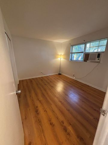 201 S J Street 11, Lake Worth Beach, FL 33460