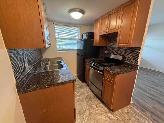 201 S J Street 11, Lake Worth Beach, FL 33460