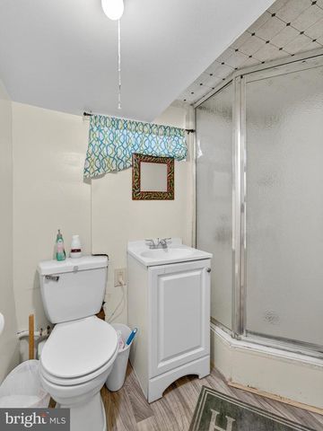 215 HARTRANFT AVE, Norristown, PA 19401