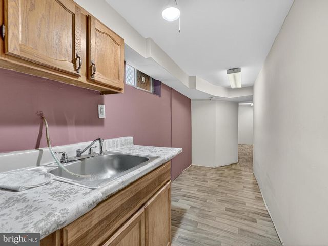 215 HARTRANFT AVE, Norristown, PA 19401