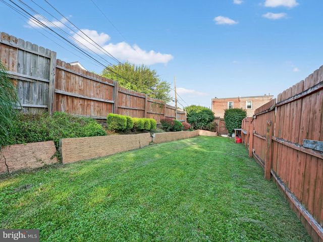 215 HARTRANFT AVE, Norristown, PA 19401