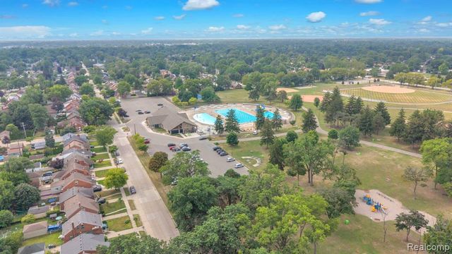 1520 N Vernon Street, Dearborn, MI 48128