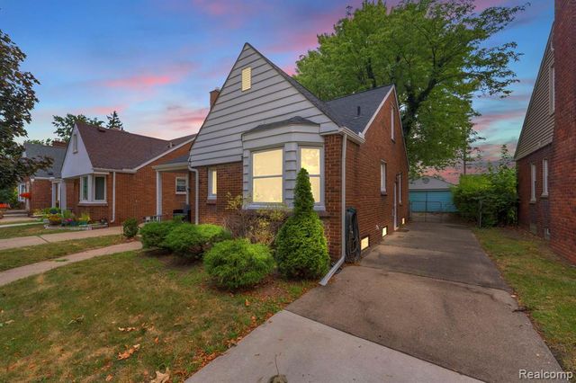 1520 N Vernon Street, Dearborn, MI 48128