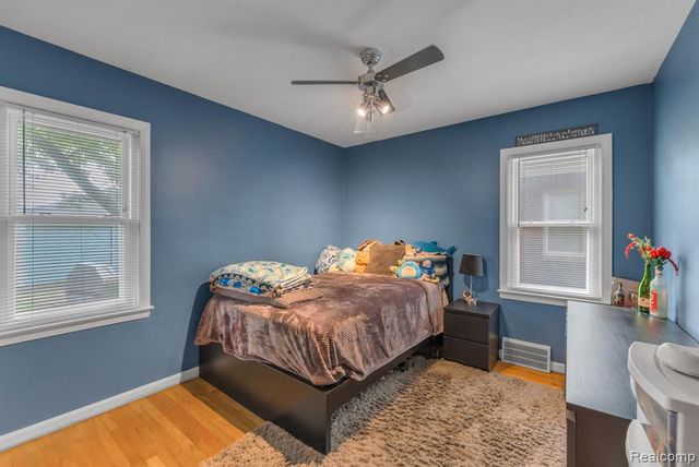 1520 N Vernon Street, Dearborn, MI 48128
