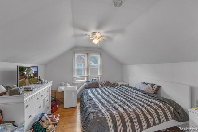 1520 N Vernon Street, Dearborn, MI 48128