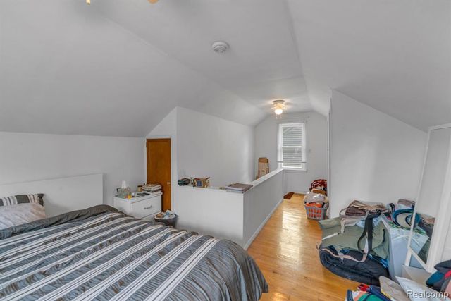 1520 N Vernon Street, Dearborn, MI 48128