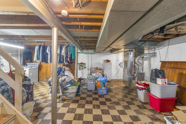 1520 N Vernon Street, Dearborn, MI 48128