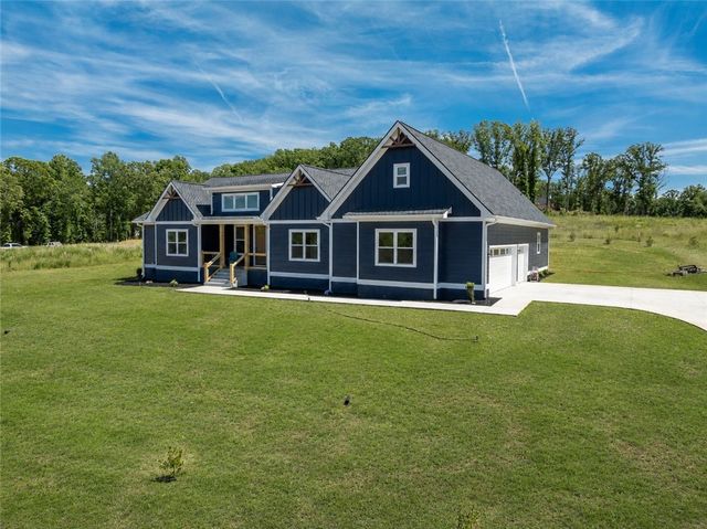 161 Meadow Park Drive, Easley, SC 29640