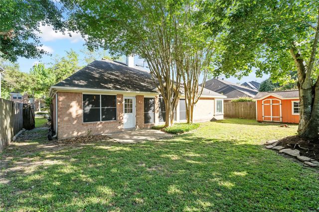 5112 Carefree Drive, League City, TX 77573