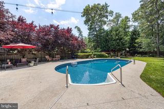 10 WALTHAM WAY, Sicklerville, NJ 08081