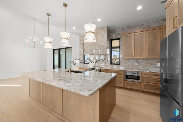 2300 S Meadowview Ave Avenue, Sioux Falls, SD 57110