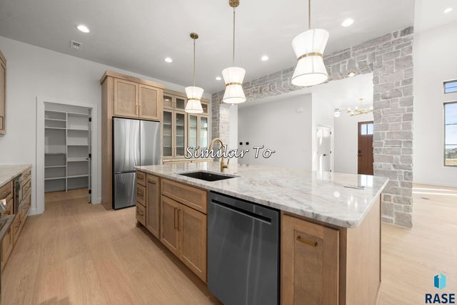 2300 S Meadowview Ave Avenue, Sioux Falls, SD 57110