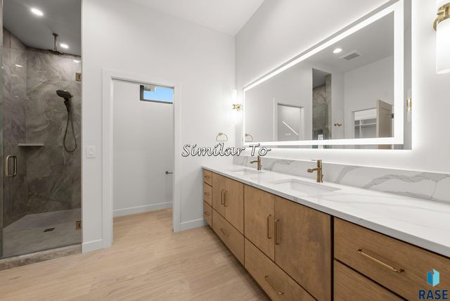 2300 S Meadowview Ave Avenue, Sioux Falls, SD 57110