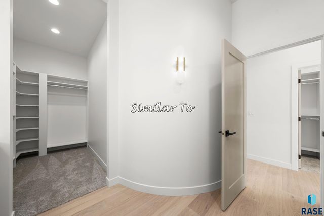 2300 S Meadowview Ave Avenue, Sioux Falls, SD 57110