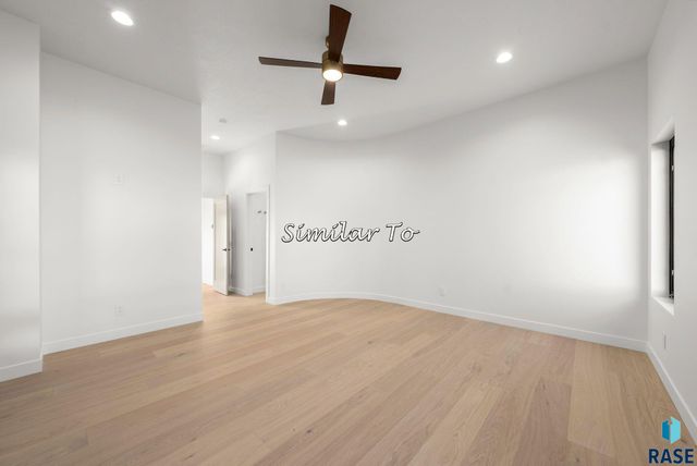 2300 S Meadowview Ave Avenue, Sioux Falls, SD 57110