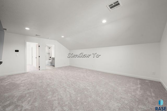 2300 S Meadowview Ave Avenue, Sioux Falls, SD 57110