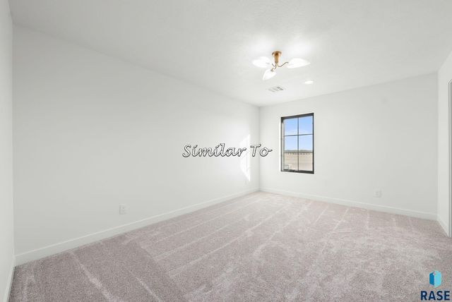 2300 S Meadowview Ave Avenue, Sioux Falls, SD 57110