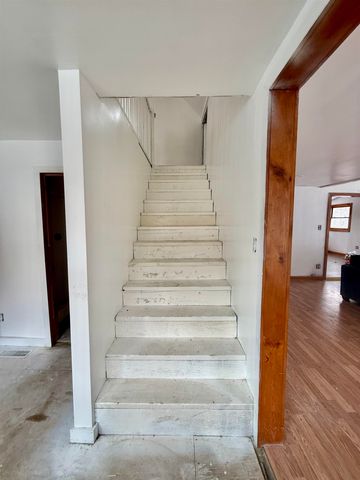 25 Maillet Road, Lunenburg, VT 05906
