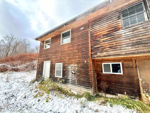 25 Maillet Road, Lunenburg, VT 05906