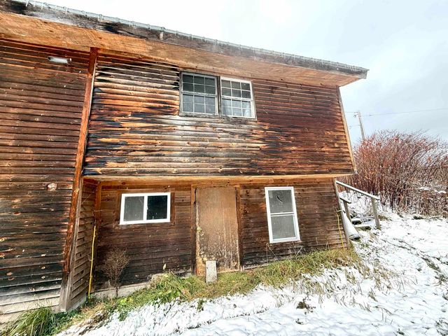 25 Maillet Road, Lunenburg, VT 05906