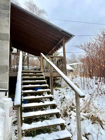 25 Maillet Road, Lunenburg, VT 05906