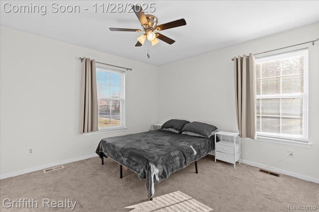 182 Barrington Circle, Orion Charter Township, MI 48360