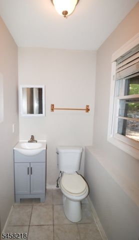 95 Longwood Lake Rd, Jefferson Twp., NJ 07438