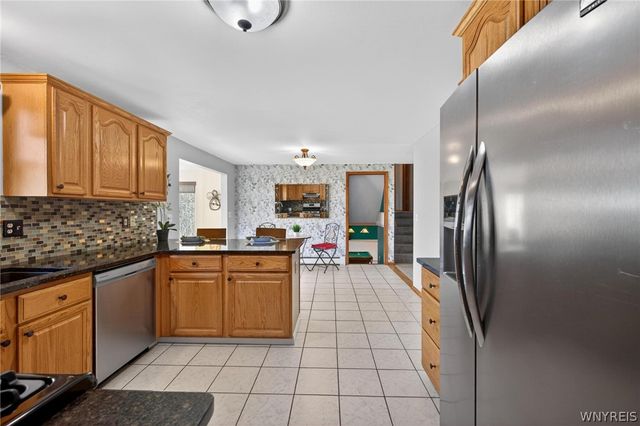 1600 County Line Road, Alden, NY 14004