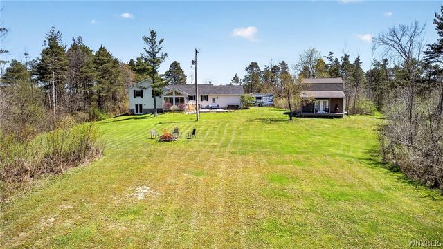 1600 County Line Road, Alden, NY 14004
