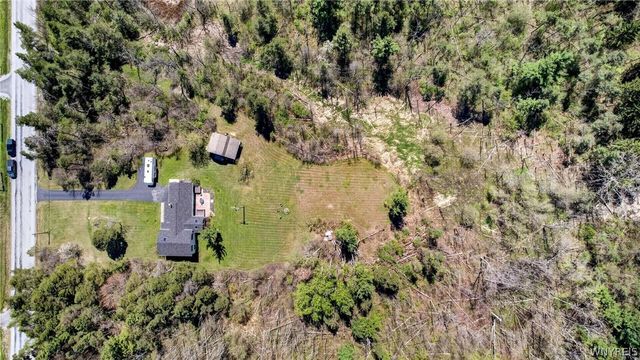1600 County Line Road, Alden, NY 14004